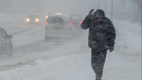 Порывы ветра до 22 метров в секунду ожидаются в Томской области