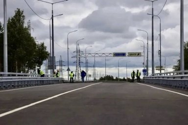 В Нижневартовске досрочно открыли стратегический мост В Нижневартовске досрочно открыли стратегический мост